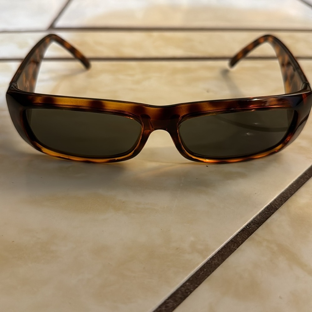 Dolce & Gabbana VTG 2008 D&G Tortoise Sunglasses NWOT